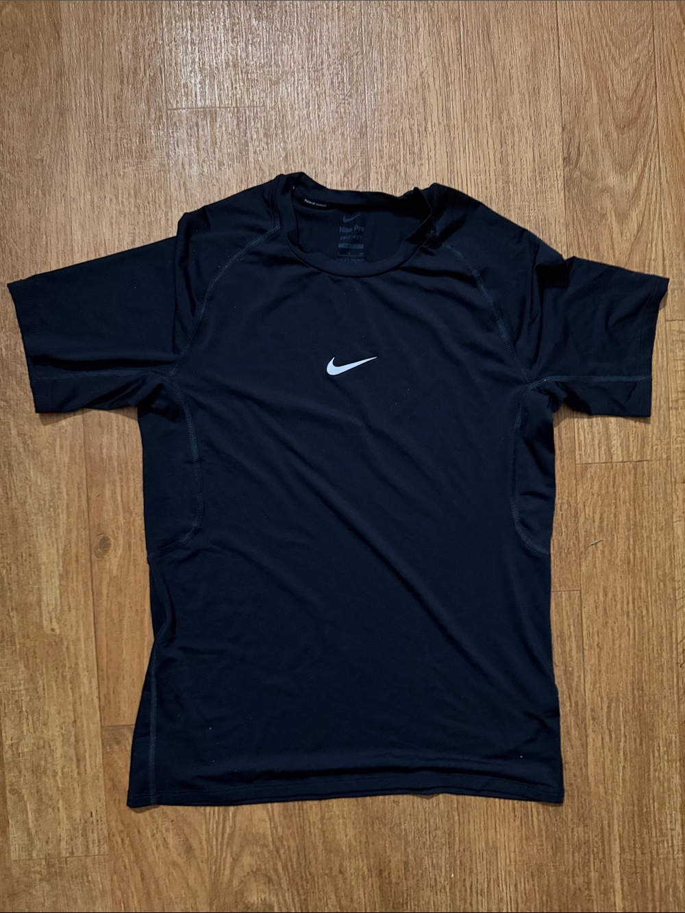 Nike Black Athletic Tee COMPRESSION T SHIRT DRI FIT SLIM TIGHT Swoosh FB7929 GYM - Picture 3 of 7